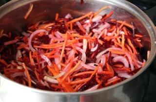 Русский борщ - фото шага 6