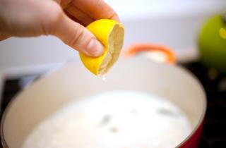 Тайский суп на основе кокосового молока и креветок - фото шага 10