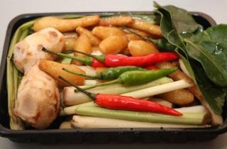 Тайский суп с креветками - фото шага 1