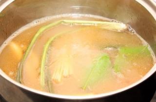 Тайский суп с креветками - фото шага 5