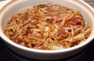 Тушеная говядина в томатном соусе - фото шага 5