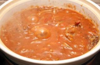 Тушеная говядина в томатном соусе - фото шага 6