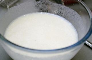 Блинчики с грушевым соусом из рисовой муки - фото шага 1