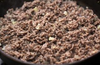 Кесадилья с мясом - фото шага 2