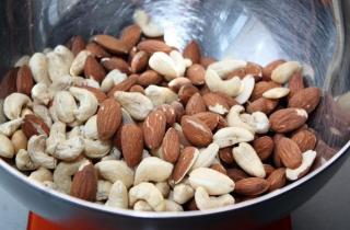 Ореховый пирог - фото шага 1