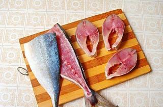 Рыбный стейк - фото шага 1