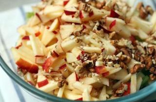 Салат Вальдорф - фото шага 3