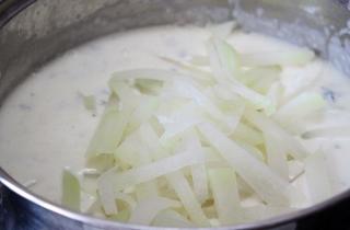 Сырный суп с кольраби - фото шага 6