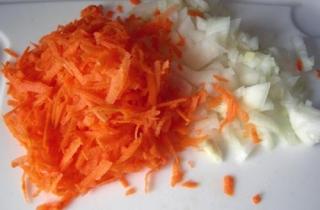 Сырный суп с креветками - фото шага 4