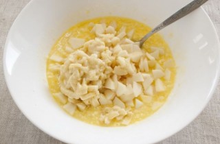 Осенний кекс с яблоками - фото шага 4