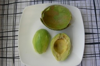 Салат с грейпфрутом, авокадо и руколой - фото шага 2