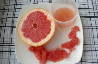 Салат с грейпфрутом, авокадо и руколой - фото шага 3