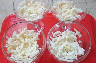 Вкусный салат с тунцом - фото шага 2