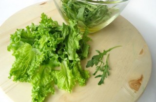 Запеченные шампиньоны с сыром и овощами - фото шага 3