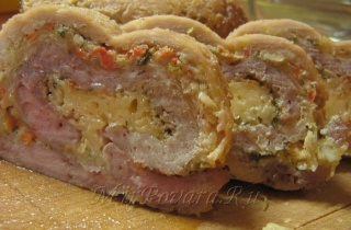 Мясной рулет с сыром - фото шага 10