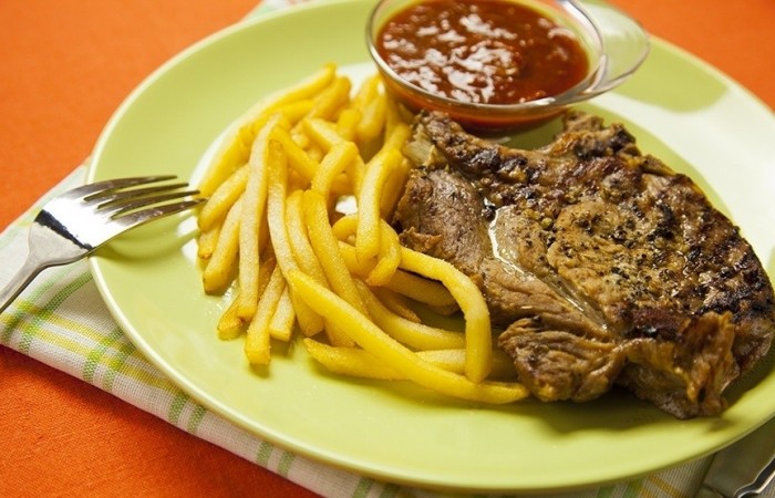 Свиная корейка в пиве на гриле - пошаговый рецепт с фото Свиная корейка в пиве на гриле - пошаговый рецепт с фото