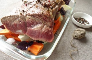 Говядина, запеченная в духовке - фото шага 4