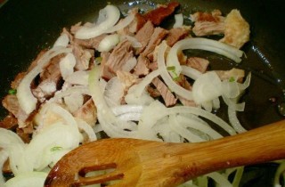 Гречка с мясом и подливой - фото шага 7