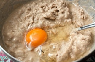 Гречневые галетты (блинчики) с яйцом - фото шага 2