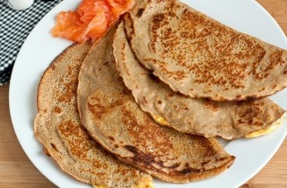 Гречневые галетты (блинчики) с яйцом