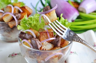 Жареная картошка с печенью - фото шага 4