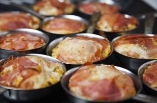 Котлеты из индейки с прошутто - фото шага 5