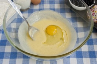 Маффины с черникой - фото шага 3