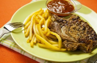 Свиная корейка в пиве на гриле - фото шага 7