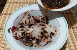 Жареные осьминоги в чесночно-соевом маринаде - фото шага 4