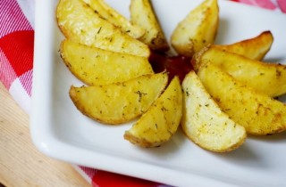 Картофельные дольки по-деревенски - фото шага 5