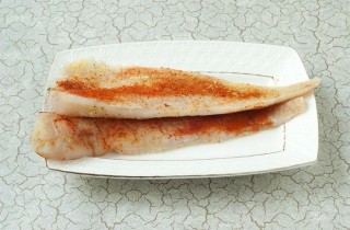 Минтай, запеченный с овощами - фото шага 3