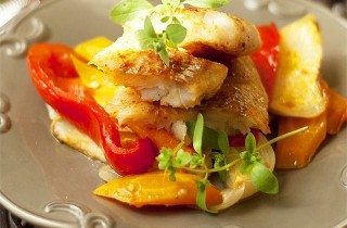 Минтай, запеченный с овощами - фото шага 5