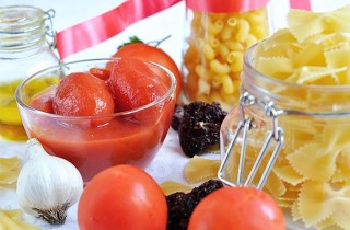 Паста с помидорами - фото шага 1