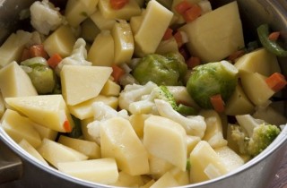 Рагу из замороженных овощей - фото шага 4