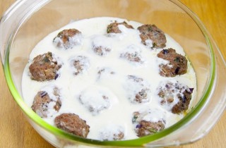 Тефтели в йогурте - фото шага 5