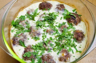 Тефтели в йогурте - фото шага 6