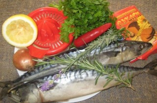 Запеченная скумбрия - фото шага 1