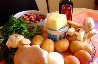 Запеканка по-деревенски с овощами, грибами и сердечками - фото шага 1