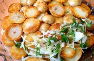 Запеканка по-деревенски с овощами, грибами и сердечками - фото шага 4