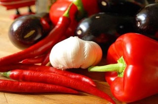 Баклажаны острые - фото шага 1