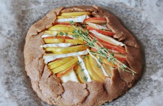 Галета с грушей и сыром - фото шага 5