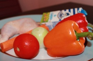 Курица в соусе из болгарского перца - фото шага 1