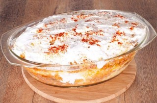 Квашеная капуста с фаршем и домашними колбасками - фото шага 7