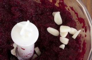 Свекольное песто - фото шага 3