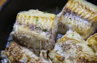 Треска с картофелем и беконом - фото шага 5