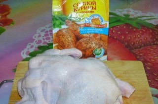 Курица, запеченная в рукаве в духовке - фото шага 1