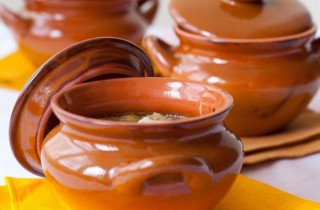 Луковый суп в горшочке - фото шага 4