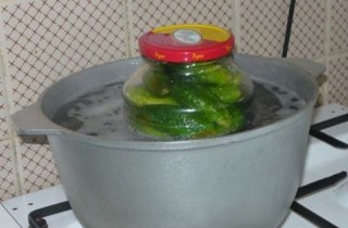 Маринованные огурцы со жгучим перцем - фото шага 4