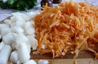 Мясной пирог с овощами - фото шага 3