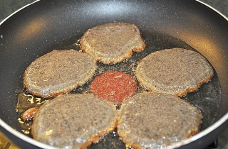 Оладьи печеночные - фото шага 3